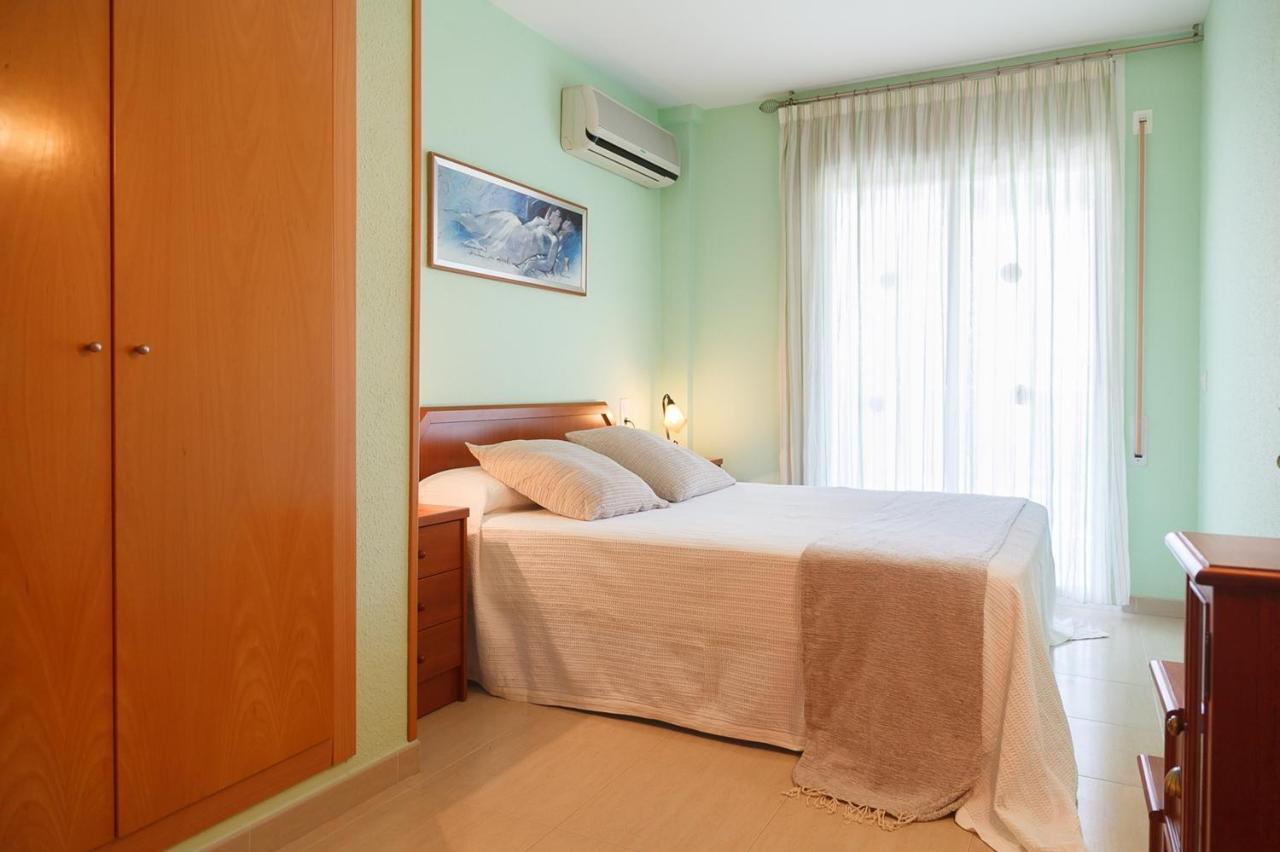 Uhc Village Park Apartments ซาลอว์ ภายนอก รูปภาพ