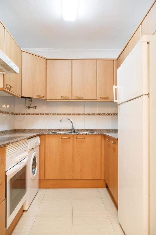 Uhc Village Park Apartments ซาลอว์ ภายนอก รูปภาพ