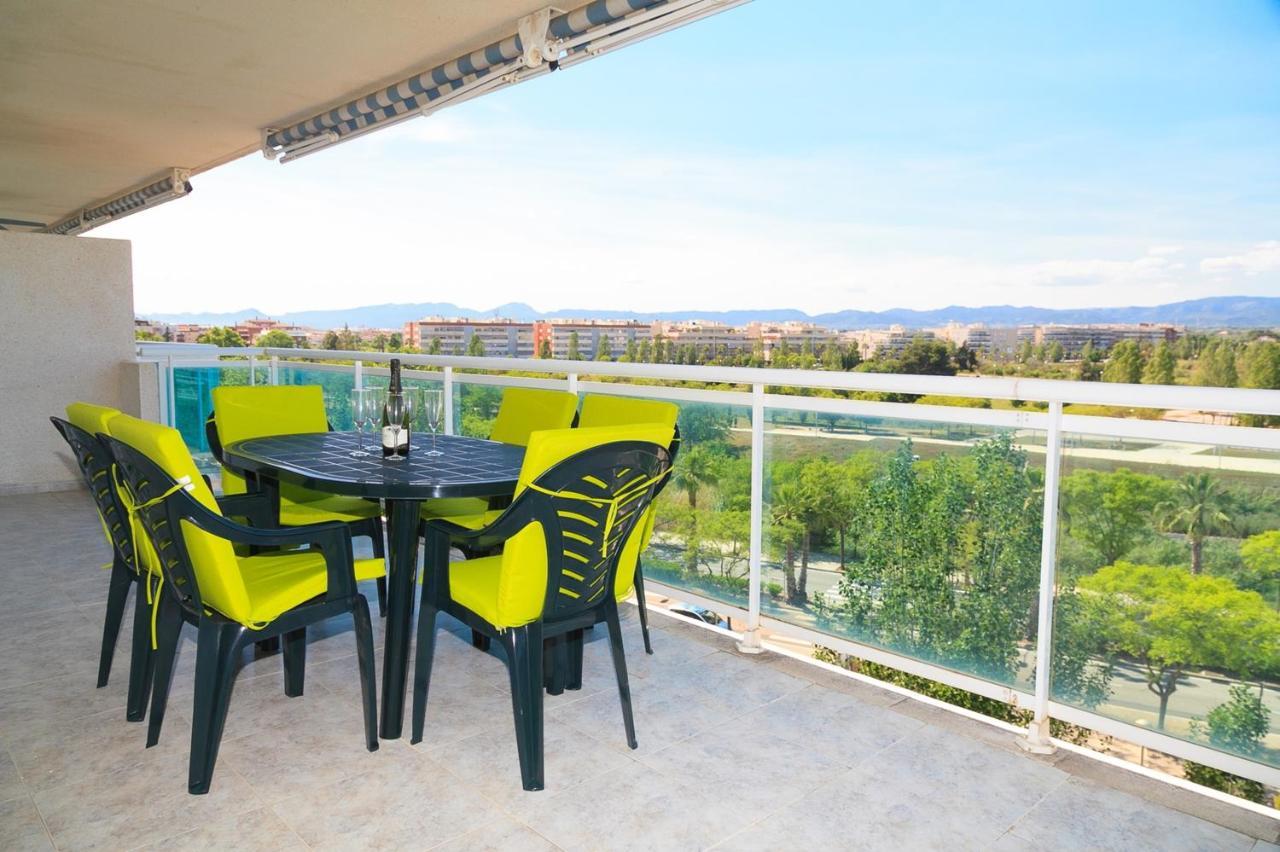 Uhc Village Park Apartments ซาลอว์ ภายนอก รูปภาพ